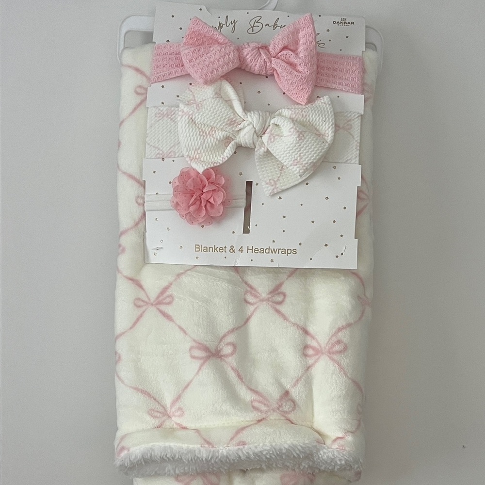 Simply Be Kids Pink and White Hair Accessory Set with Blanket